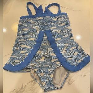 The Beaufort Bonnet Company 3T Girls Scallop Swimsuit (Used-Very Good Condition)